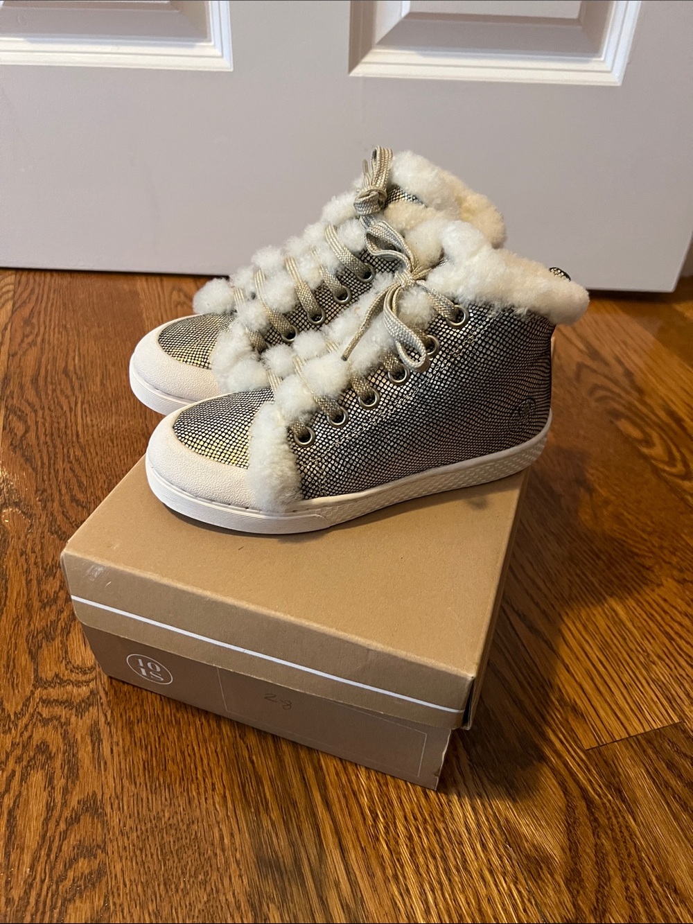 Girls Metallic Silver Faux-Fur High-Top Boots